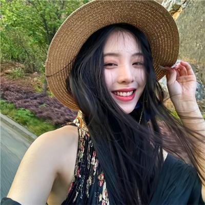 黄阿丽:小眼镜蛇